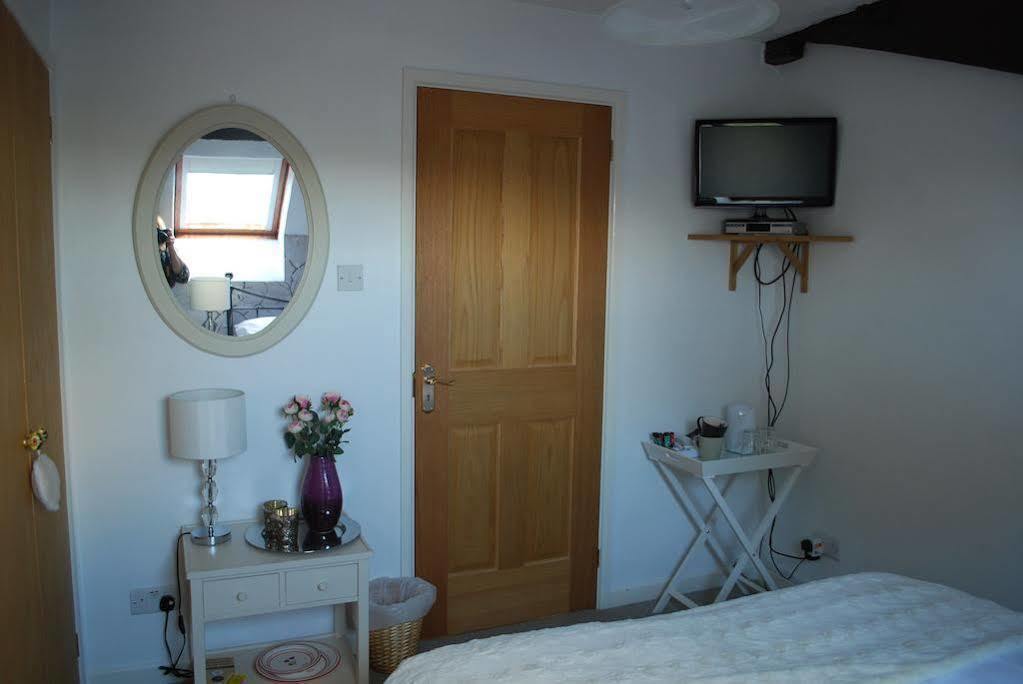 Stoneleigh Barn Bed And Breakfast Sherborne  Eksteriør bilde